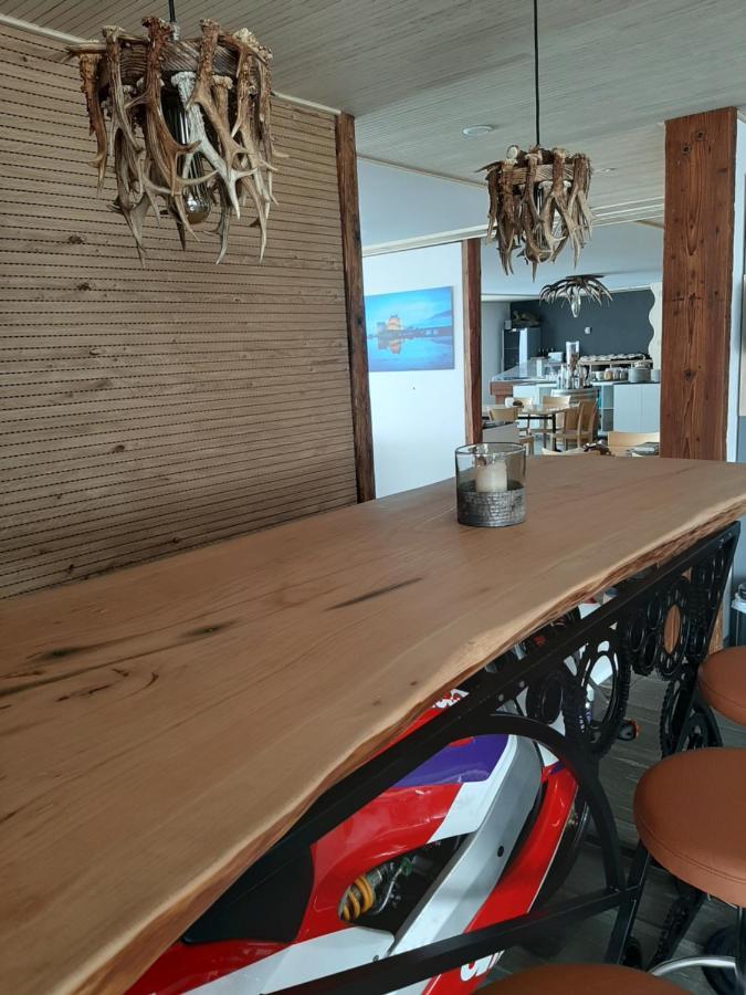 Hotel Avers Am Bach Kültér fotó